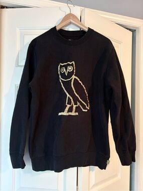 OVO Sweatshirt with Gold Owl Graphic